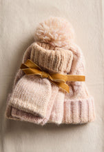 Load image into Gallery viewer, Free People - Rainbow Run Hat + Glove Set
