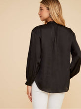 Load image into Gallery viewer, Satin button down shirt
