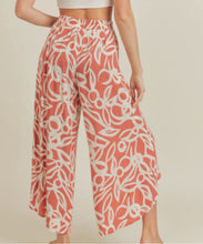 Load image into Gallery viewer, Floral Tie Front Pants
