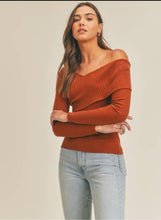Load image into Gallery viewer, Off shoulder knit top
